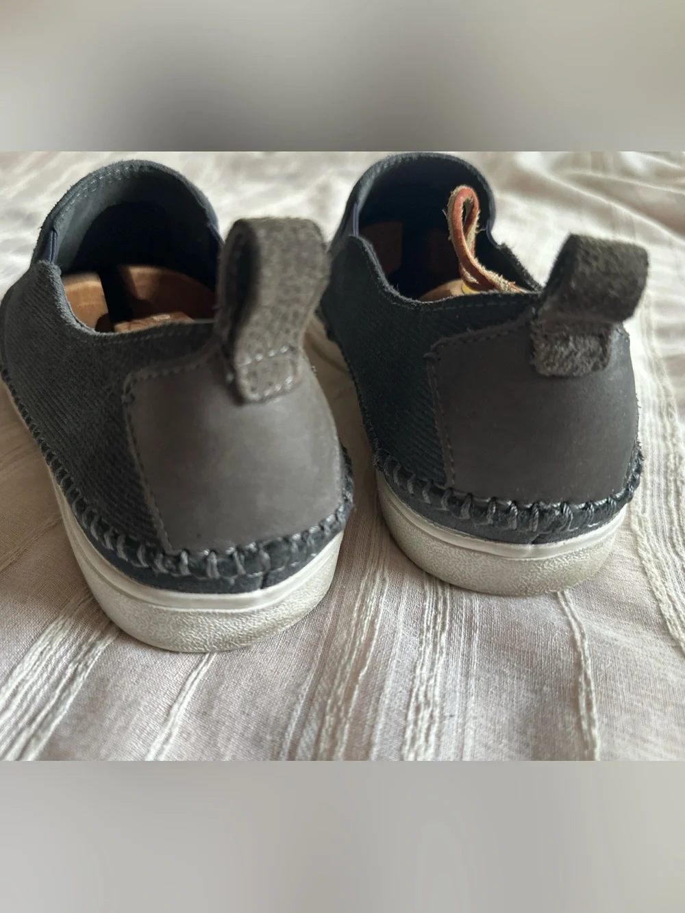 CLARKS Kessell Slip Dark Grey Corduroy Moc Toe Slip On Sneakers Men's | 12